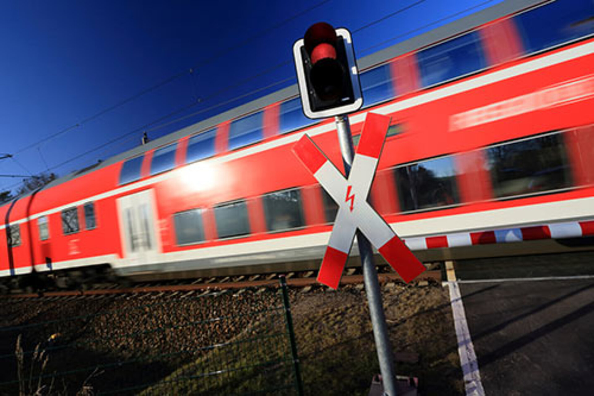 Railway crossing/Safety installations