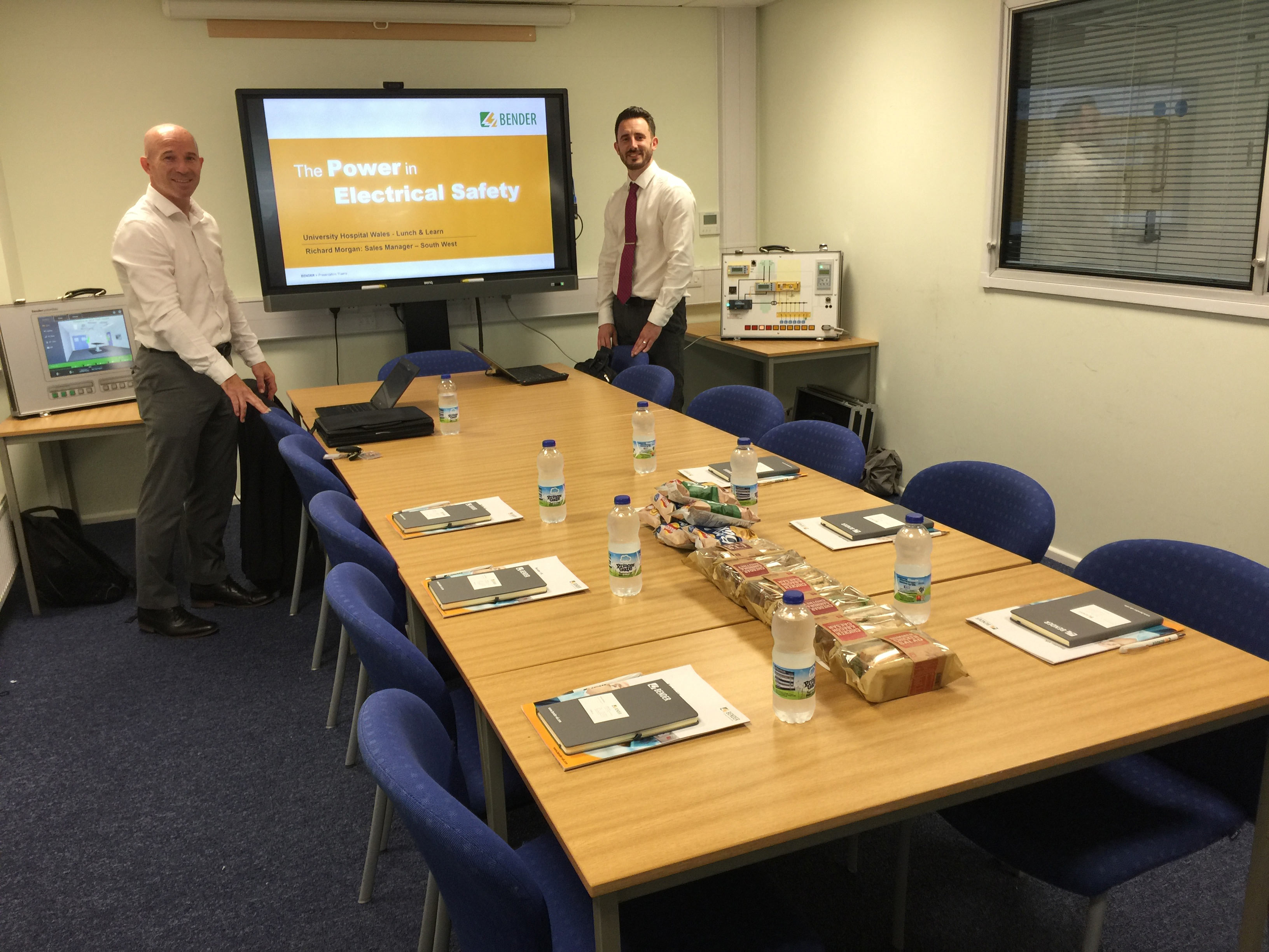 Lunch & Learn Lunch & Learn